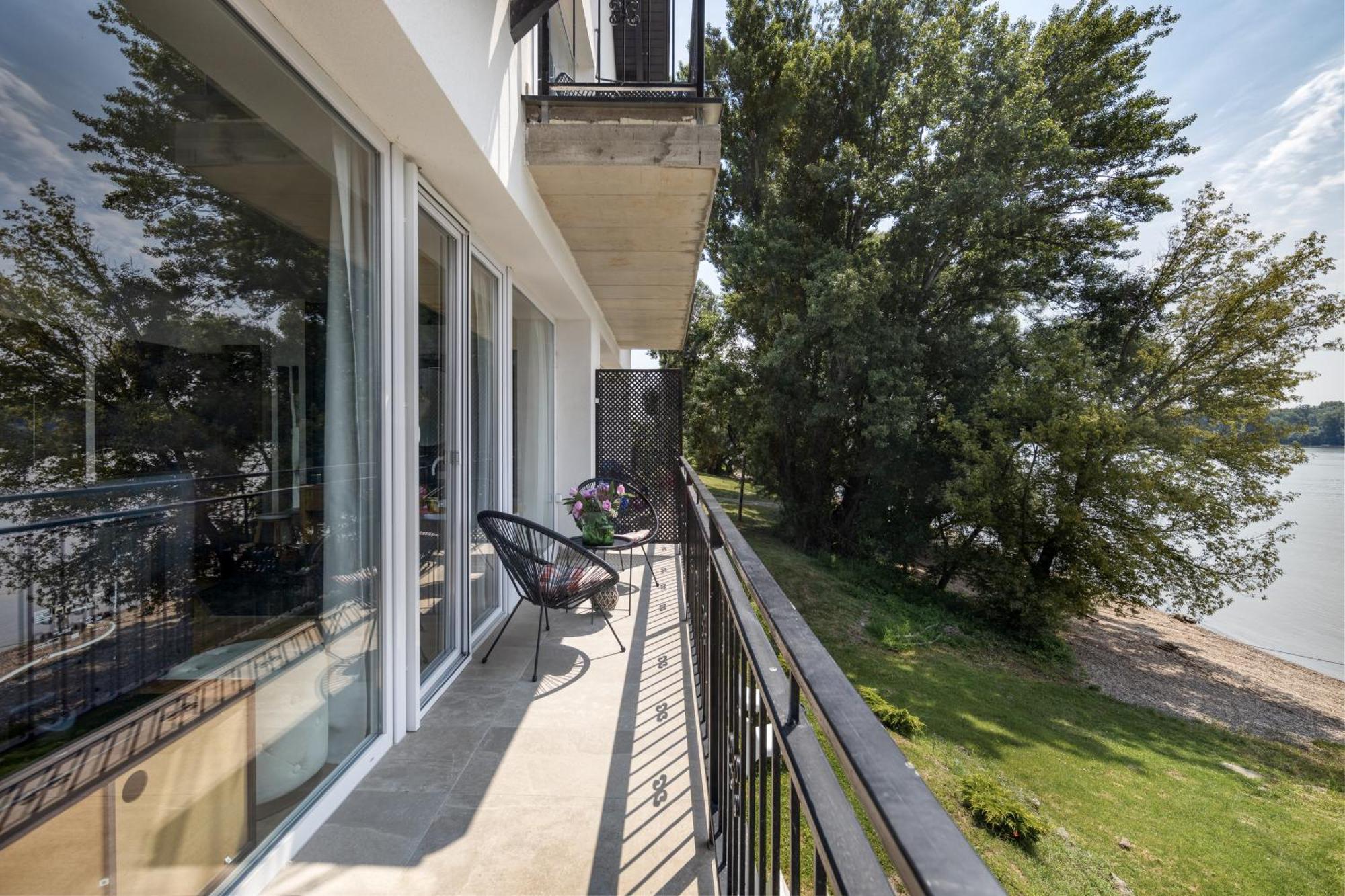 Duna P'Art Panzio Veroce Exterior photo