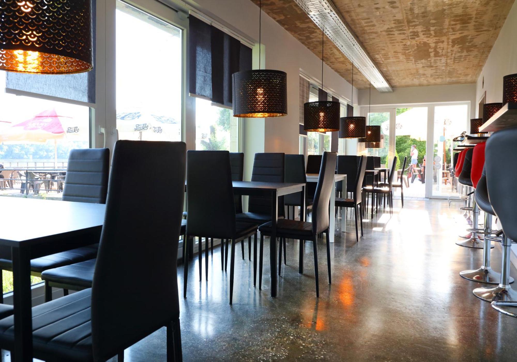 Duna P'Art Panzio Veroce Exterior photo